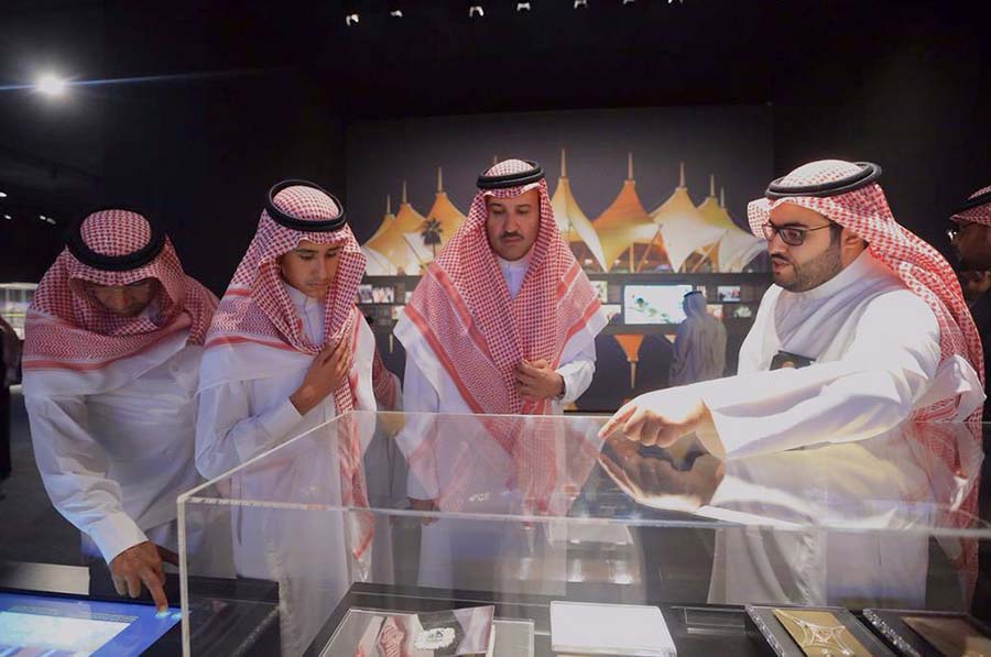 الأمير فيصل بن سلمان: أتمنى أن تكون المدينة المنورة المحطة الثانية للمعرض