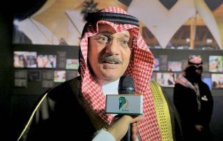 الوليد بن بدر : تمنيت لو أخذت صورة مميزة مع الملك فهد