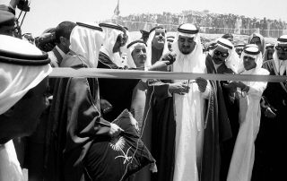 سياسة الملك فهد الاقتصادية.. قفزات مهمة و طفرة خدمية